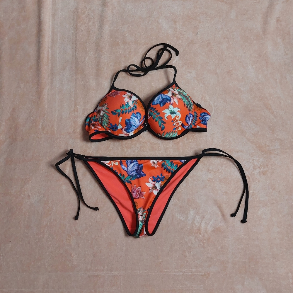 H&M Tropical Floral Print String Bikini Size 36B - Picture 1 of 8
